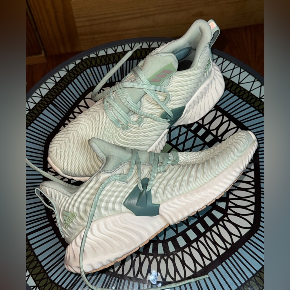 Adidas size 8